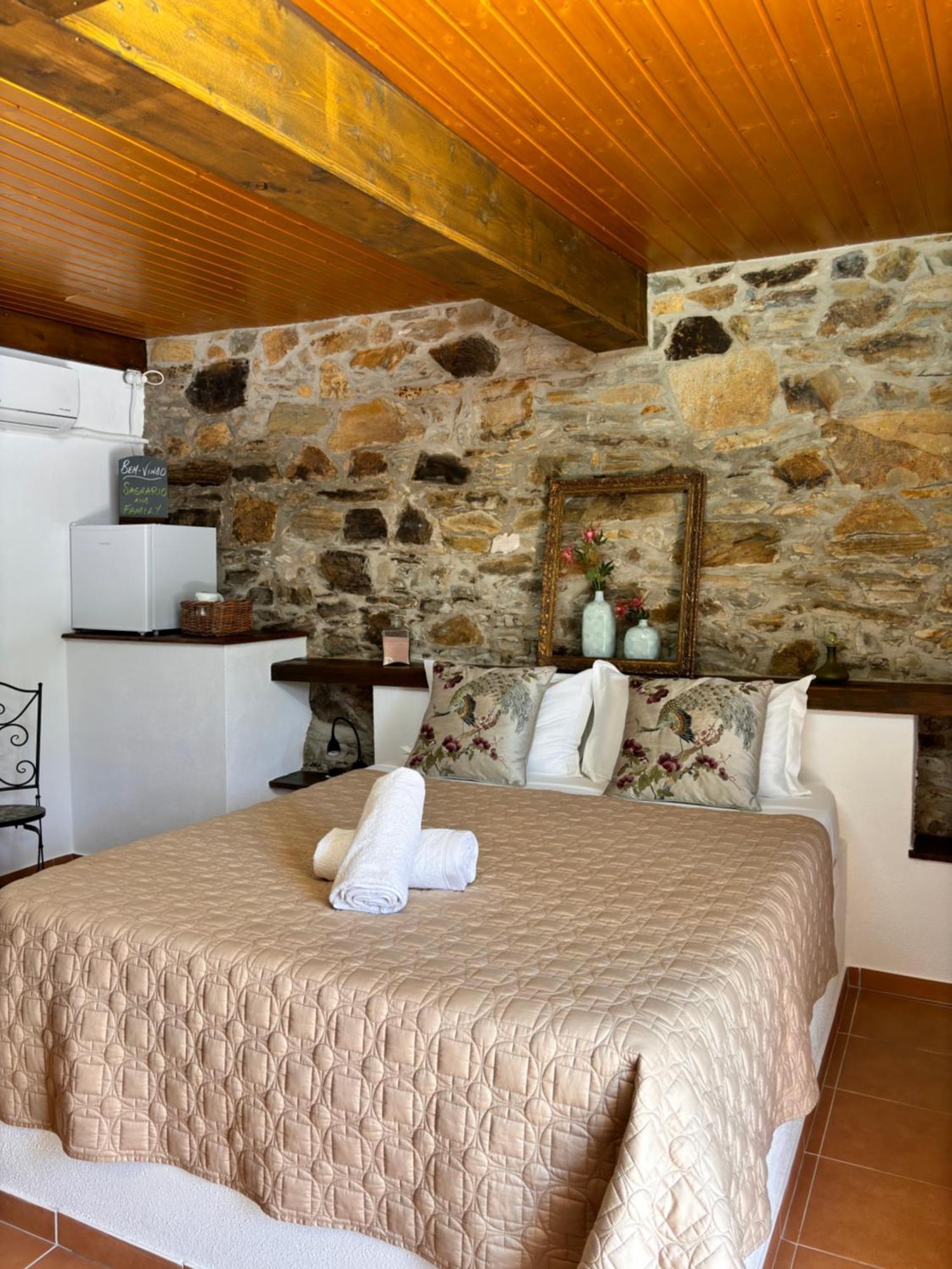 Casa Da Oliveira Bed & Breakfast Pedrogao Grande Bagian luar foto